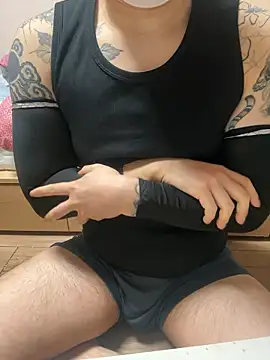 Snapshot of smsmjyjy12 chatting on November 28, 2:28 pm smsmjyjy12 online show from November 28, 2:28 pm