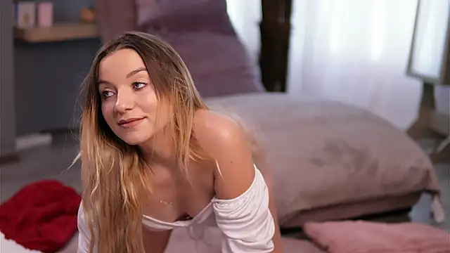 SkyEyesLuna online show from January 16, 4:05 am