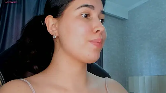 Snapshot of Diara_1an chatting on June 25, 8:41 am Diara 1an online show from June 25, 8:41 am