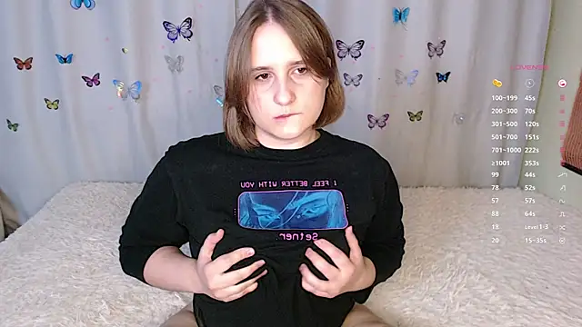 LightNea online show from November 17, 1:15 pm