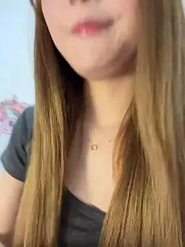 Snapshot of susuya_sha chatting on June 15, 2:28 pm susuya sha online show from June 15, 2:28 pm