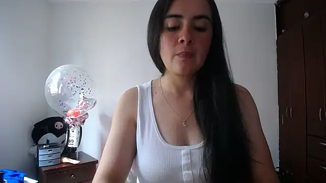 Snapshot of eva_rushh chatting on February 25, 5:57 pm eva rushh online show from February 25, 5:57 pm