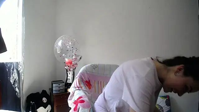 Snapshot of eva_rushh chatting on February 12, 4:40 pm eva rushh online show from February 12, 4:40 pm