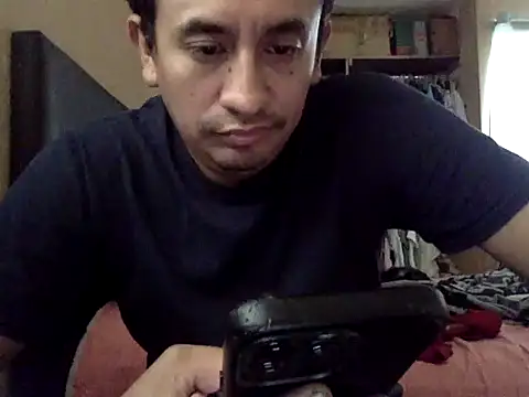 Snapshot of manrrique4567 chatting on February 13, 3:01 pm manrrique4567 online show from February 13, 3:01 pm