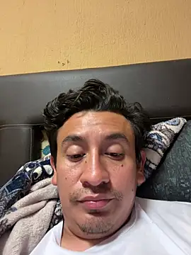 Snapshot of manrrique4567 chatting on February 11, 7:41 am manrrique4567 online show from February 11, 7:41 am