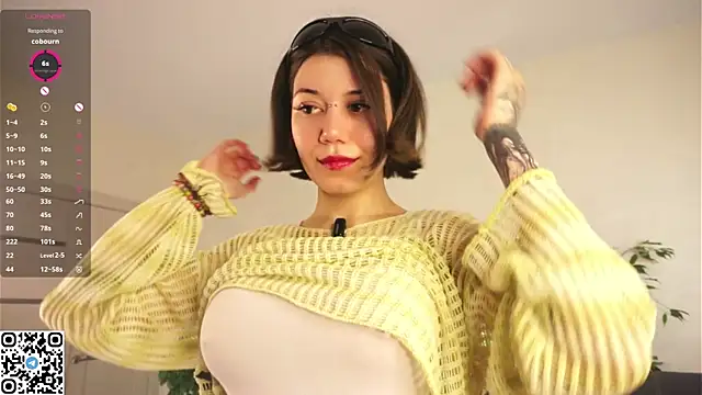 RoxannaCarver online show from December 14, 8:09 am