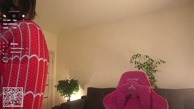 RoxannaCarver online show from March 6, 6:19 am