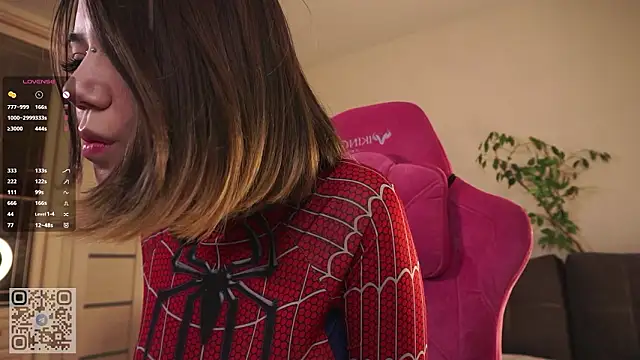 RoxannaCarver online show from March 13, 5:23 am