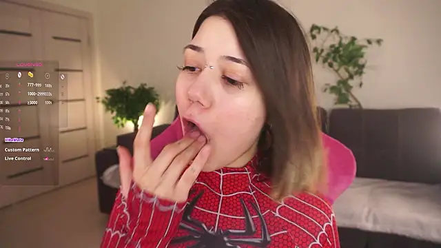 RoxannaCarver online show from February 21, 7:21 am