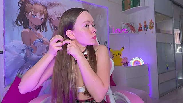 CheekySashaCharm online show from April 7, 5:42 am