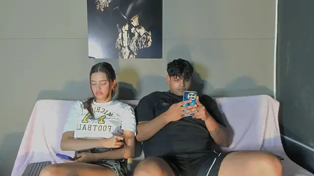 nicolvibes 212 online show from March 26, 8:40 pm