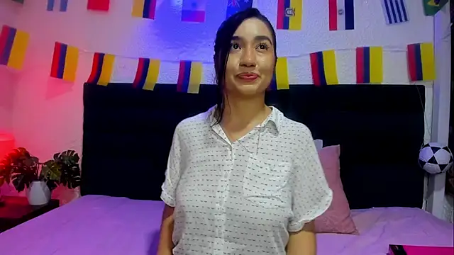Snapshot of VictoriaRouge_ chatting on July 10, 9:04 pm VictoriaRouge online show from July 10, 9:04 pm