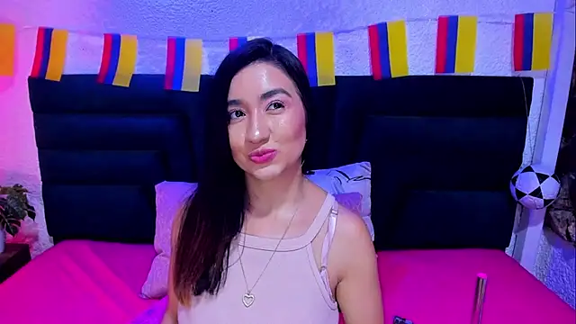 Snapshot of VictoriaRouge_ chatting on July 14, 8:59 pm VictoriaRouge online show from July 14, 8:59 pm