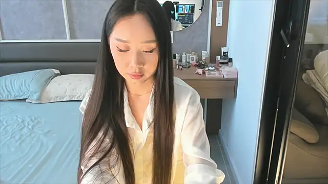 Snapshot of notyoursammy chatting on December 15, 3:56 am notyoursammy online show from December 15, 3:56 am