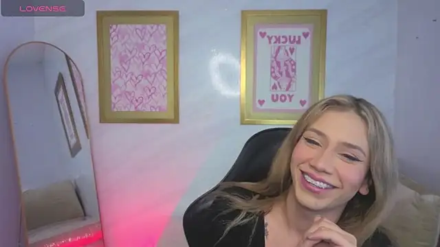 Evy Luxx v online show from March 31, 3:30 am