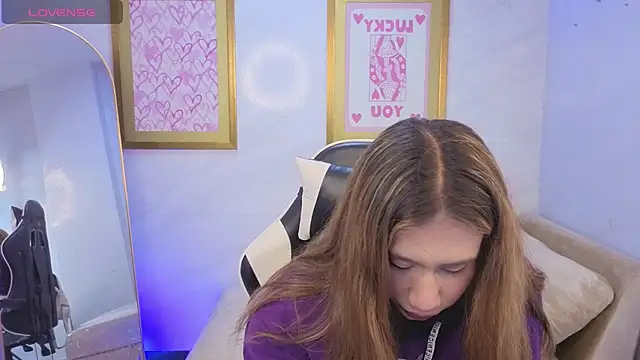 Evy Luxx v online show from March 7, 3:46 am