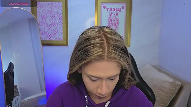 Evy Luxx v online show from March 24, 3:28 am