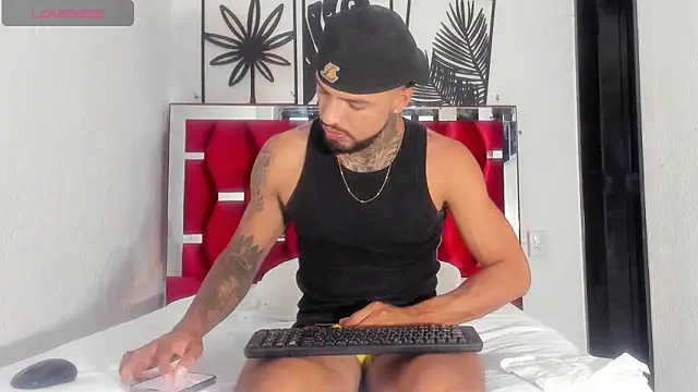 Jacob 77  online show from December 16, 7:40 pm