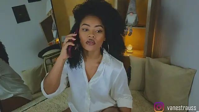 vanestraus online show from November 21, 8:08 pm