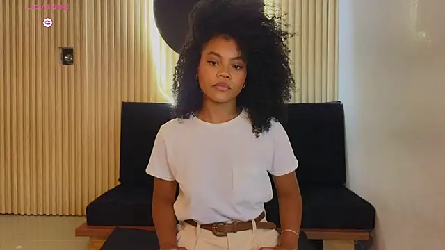 vanestraus online show from April 10, 10:39 pm