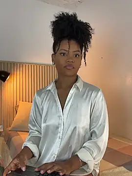 vanestraus online show from February 17, 8:50 pm