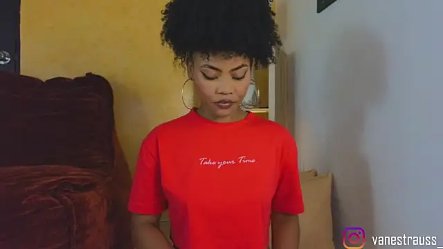 vanestraus online show from November 25, 8:42 pm