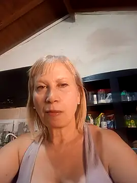 SexyMilf1211 online show from February 7, 5:21 pm