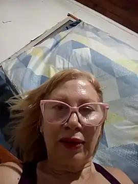 SexyMilf1211 online show from April 3, 9:32 pm