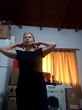 SexyMilf1211 online show from March 23, 2:28 pm