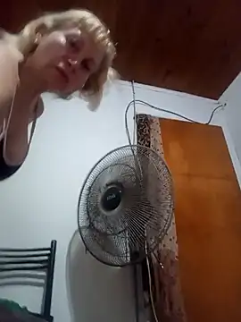 SexyMilf1211 online show from January 15, 1:31 am