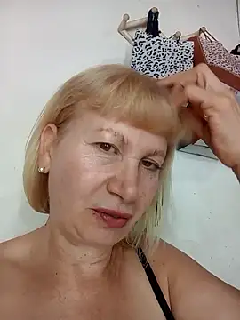 SexyMilf1211 online show from January 10, 6:36 pm