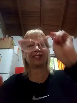 SexyMilf1211 online show from April 8, 2:07 pm