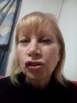 Snapshot of SexyMilf1211 chatting on May 10, 12:36 am SexyMilf1211 online show from May 10, 12:36 am