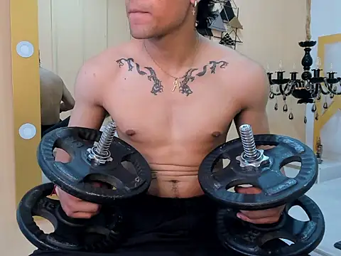 Snapshot of MattFiore chatting on January 5, 5:27 pm MattFiore online show from January 5, 5:27 pm