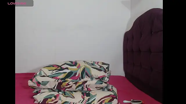 Snapshot of Salma_G1 chatting on May 4, 12:52 pm Salma G1 online show from May 4, 12:52 pm
