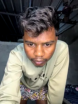 Snapshot of banty05 chatting on December 2, 5:14 pm banty05 online show from December 2, 5:14 pm