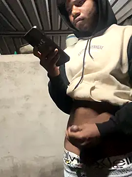 Snapshot of banty05 chatting on November 18, 4:32 pm banty05 online show from November 18, 4:32 pm