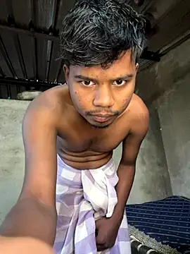 Snapshot of banty05 chatting on December 5, 2:54 am banty05 online show from December 5, 2:54 am