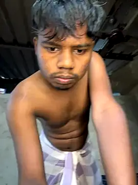 Snapshot of banty05 chatting on December 4, 2:43 am banty05 online show from December 4, 2:43 am