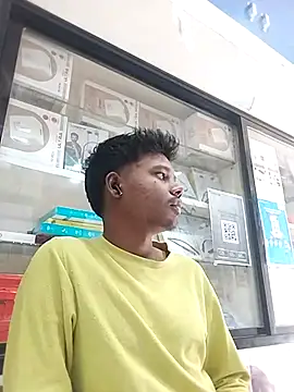 Snapshot of banty05 chatting on February 22, 11:12 am banty05 online show from February 22, 11:12 am