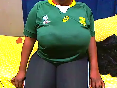 BustyQueenx255 online show from November 13, 5:28 pm