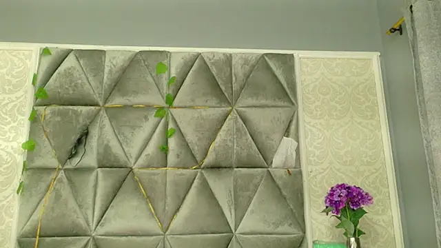 Miaa Grace  online show from February 13, 1:00 pm