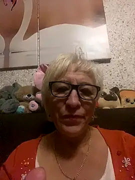 EvaaaSky online show from November 14, 3:26 pm