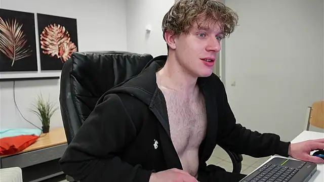 Charles Dreams online show from February 21, 10:56 pm