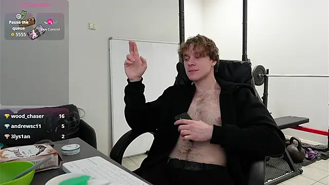 Charles Dreams online show from December 3, 8:08 pm