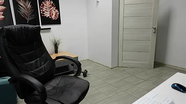 Charles Dreams online show from February 26, 12:10 am