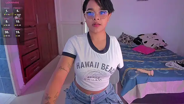 Tatiana-Jaaramillo online show from April 19, 1:23 pm