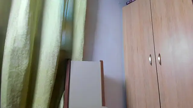 Snapshot of Adan_baby chatting on June 25, 8:25 pm Adan baby online show from June 25, 8:25 pm