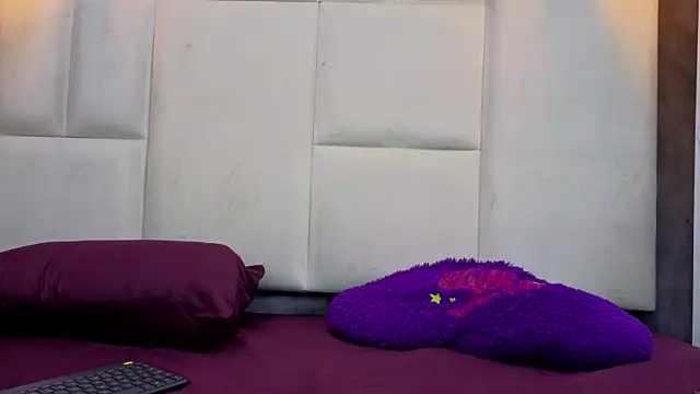 Snapshot of Valentino_moretti chatting on June 12, 11:41 am Valentino moretti online show from June 12, 11:41 am