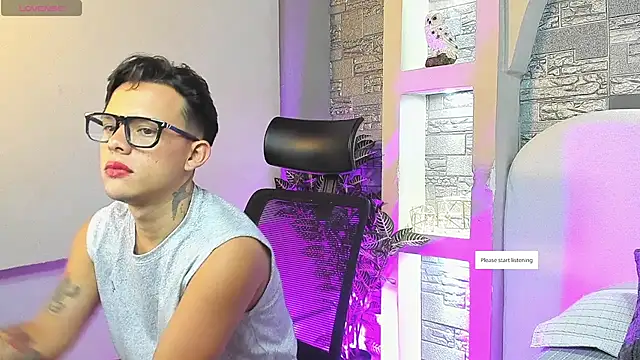 Valentino moretti online show from December 2, 1:02 pm